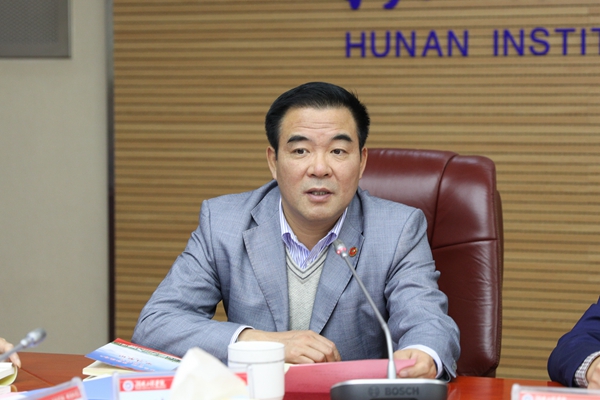 1573119704205066286.jpg 4.jpg