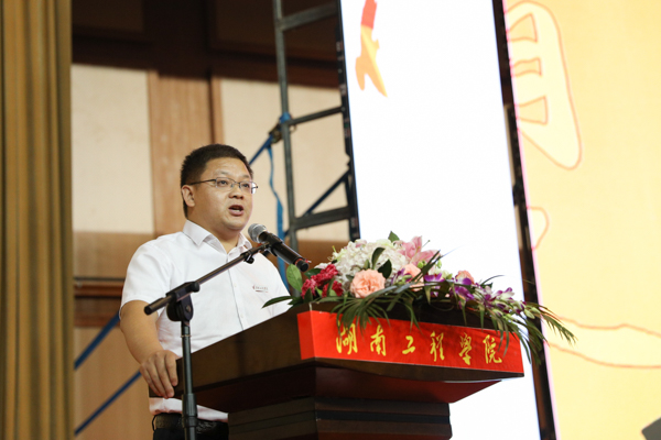 1561189370967094310.jpg 877A9575.jpg