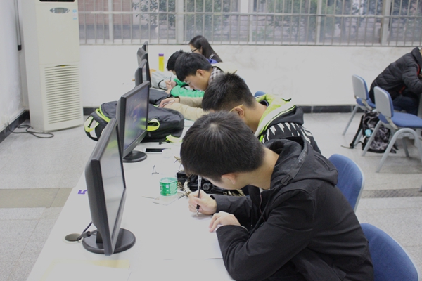 1478768408165052245.jpg 学生民意测评_副本.jpg