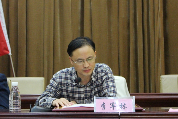1476869661571087653.jpg 李军林校长讲话照片_副本.jpg
