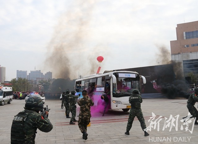 1484361904435093970.jpg 2.jpg