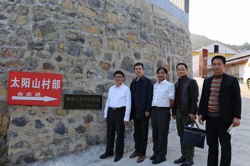 1477968862254003388.jpg 1477968862254003388.jpg