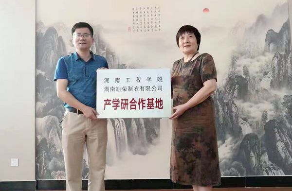 1567771867957028176.jpg 4.jpg